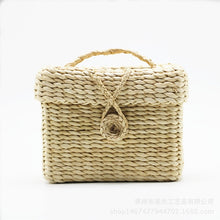 Load image into Gallery viewer, Small Square Pompom Straw Bags