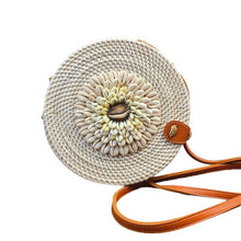 Load image into Gallery viewer, Hand-Woven Straw Hand Bags Small Mini Shell
