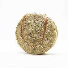 Load image into Gallery viewer, Round Straw Beach Bag Woven Shell