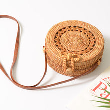Load image into Gallery viewer, Bohemia Beach Circle Straw Bags 6 Colors